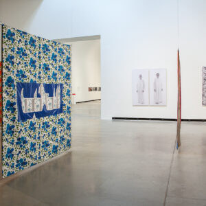 Blick in die Ausstellung Zwischen Zonen, Werke von Mounira Al Solh und Arwa Abouon © Die Künstler